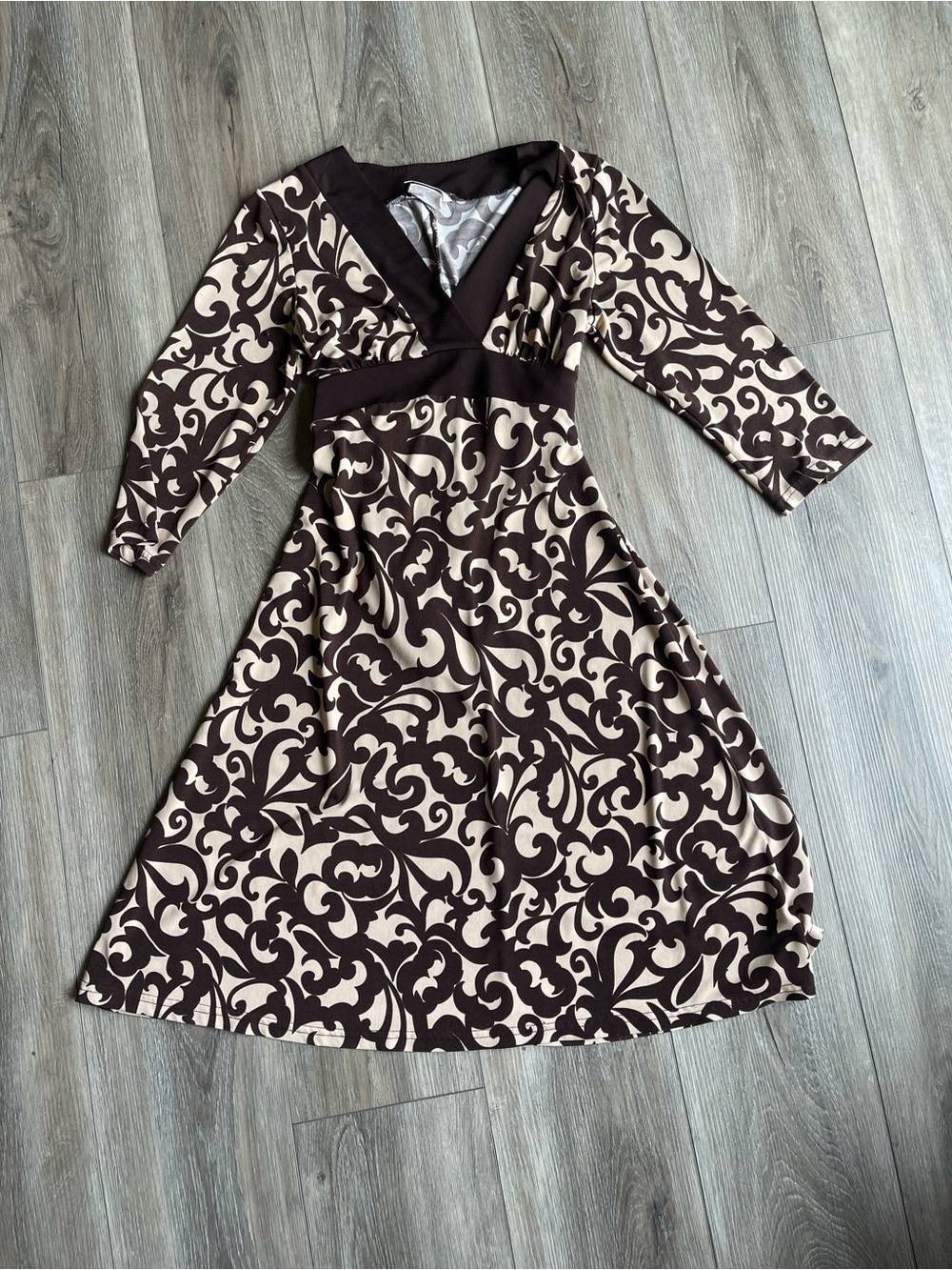 Vintage Brown Cream Paisley Midi Dress 3/4 Sleeve V-Neck Fit & Flare